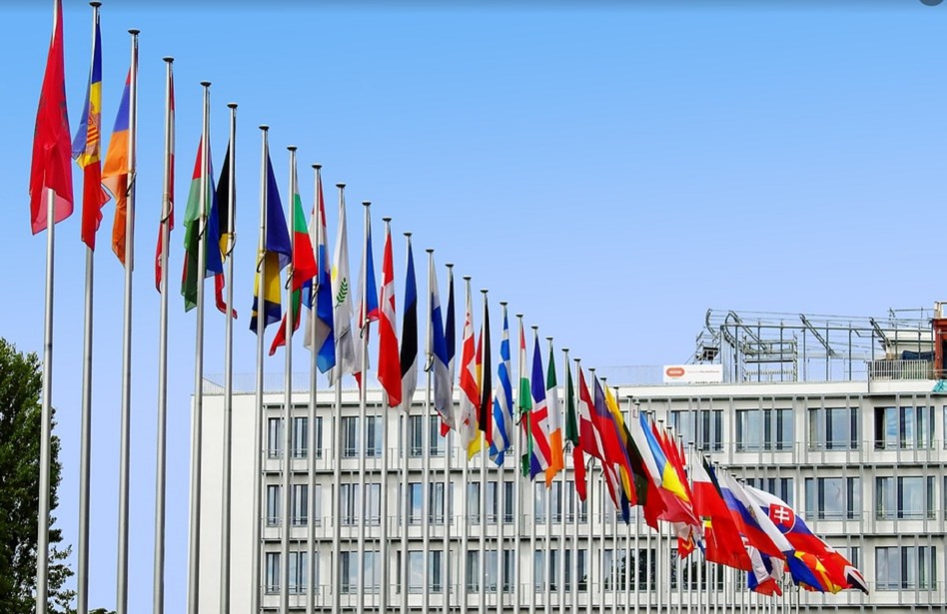 Ευρωπαϊκή Ένωση: Αυτός είναι ο λόγος που η Γαλλία μπλοκάρει την ένταξη Αλβανίας και Βόρειας Μακεδονίας