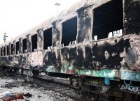 Φωτιά: Πυρκαγιά σε βαγόνια της ΤΡΑΙΝΟΣΕ – Καθυστερήσεις σε δρομολόγια (pics&vid)