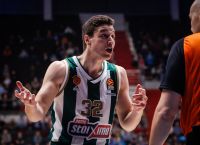 Τζίμερ Φριντέτ Παναθηναϊκός: Αφήνει την Αθήνα και φεύγει για Αμερική η οικογένειά του Τζίμερ Φριντέτ Παναθηναϊκός: Αφήνει την Αθήνα και φεύγει για Αμερική η οικογένειά του