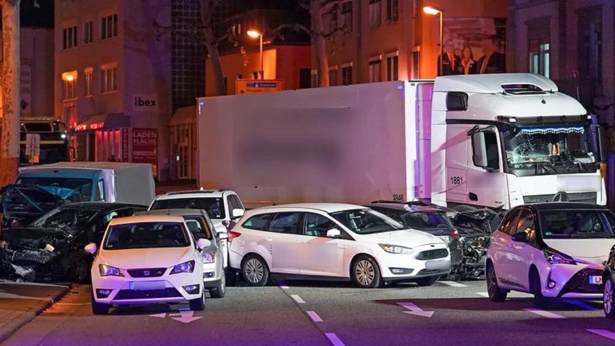 Γερμανία: Τρομοκρατική η επίθεση στο Λίμπουργκ – “Ο Αλλάχ είναι μεγάλος” φώναζε ο δράστης
