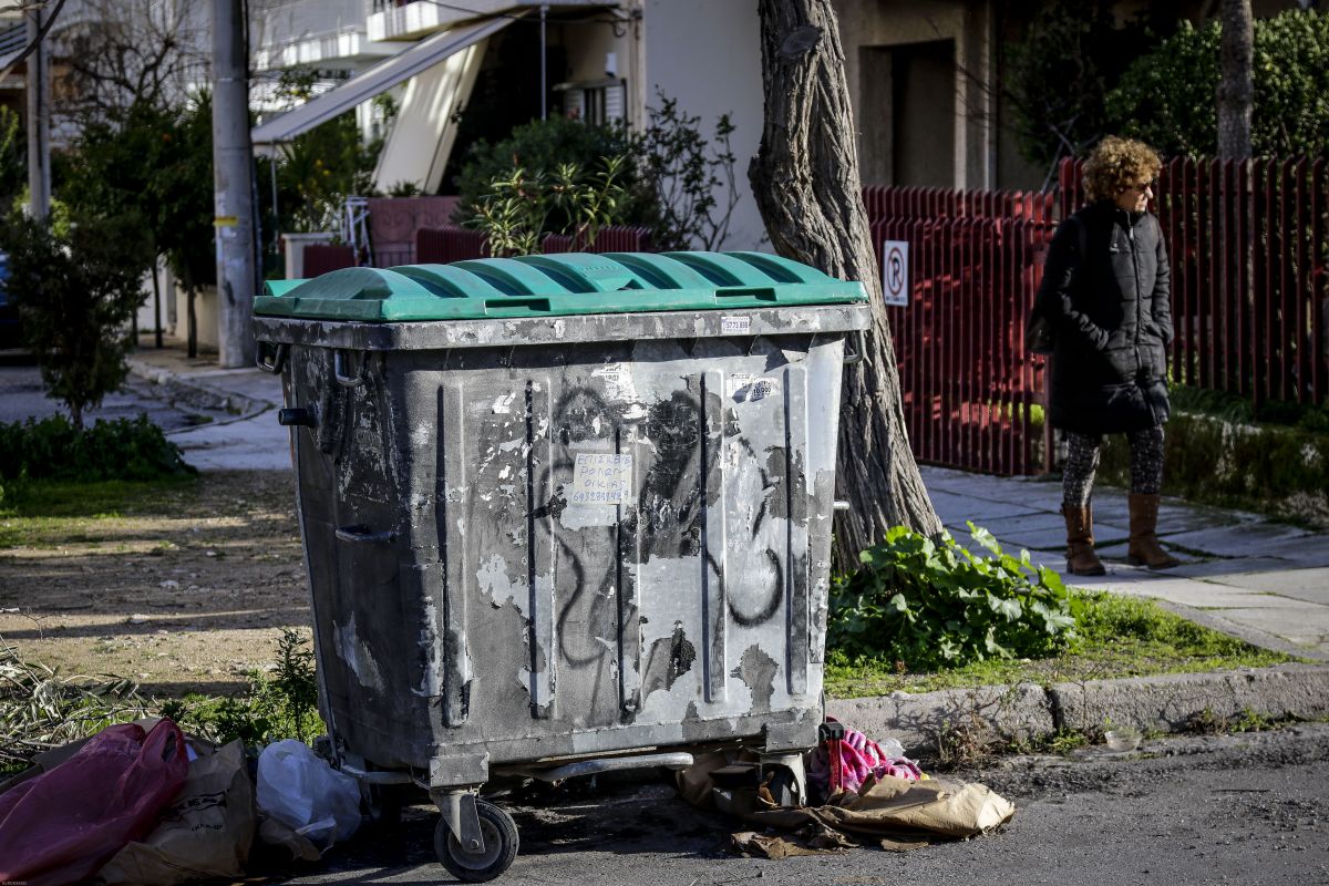 Κορωνοϊός σκουπίδια: Αυτές είναι οι οδηγίες για την ασφαλή διαχείριση