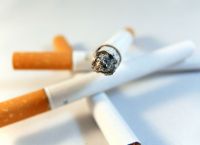 Σοκαριστικά στοιχεία: Οι Έλληνες “λατρεύουν” να καπνίζουν