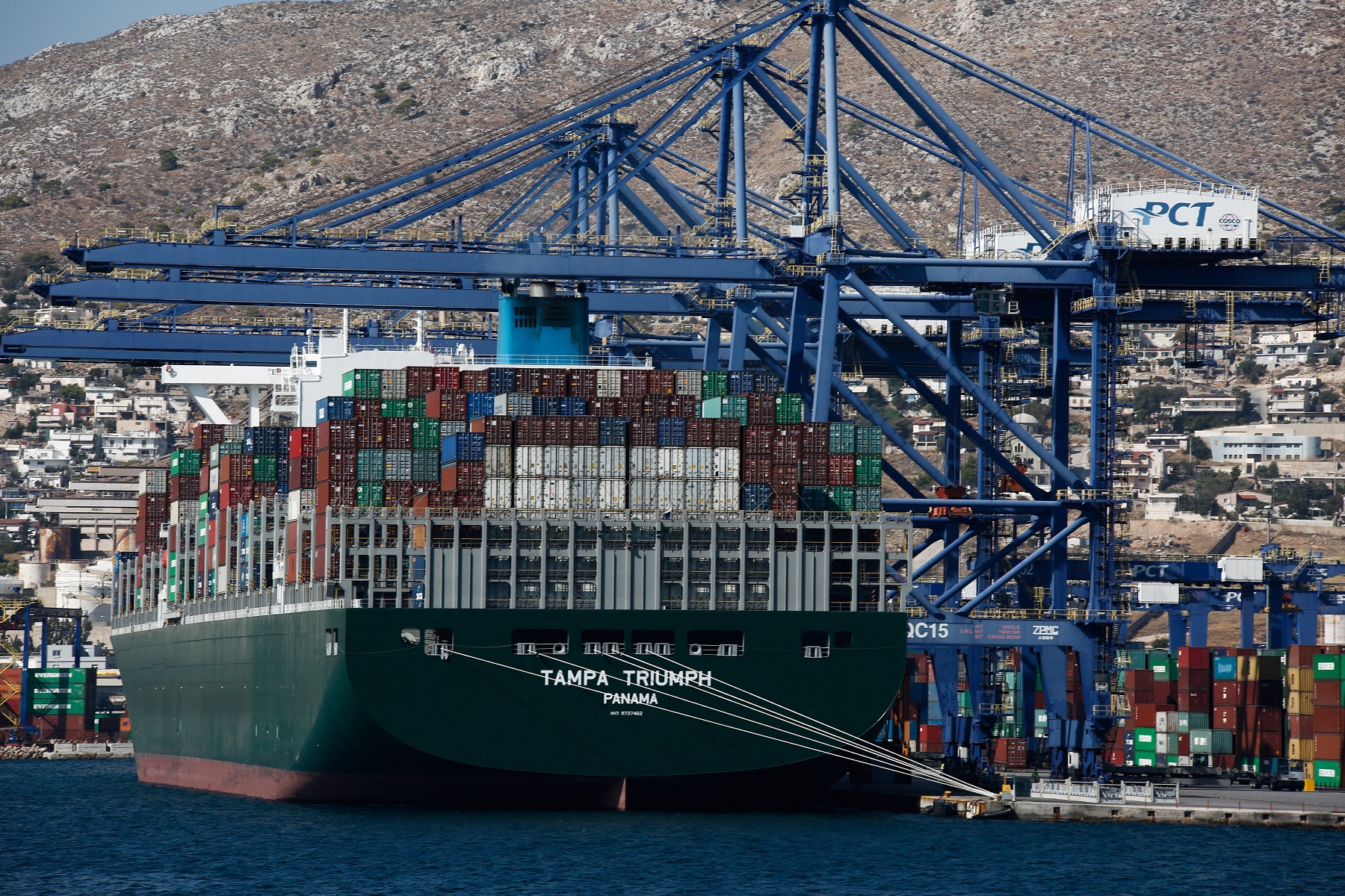 Πειραιάς: Η αλβανική μαφία πίσω από τις μπανάνες με την κοκαΐνη στο λιμάνι