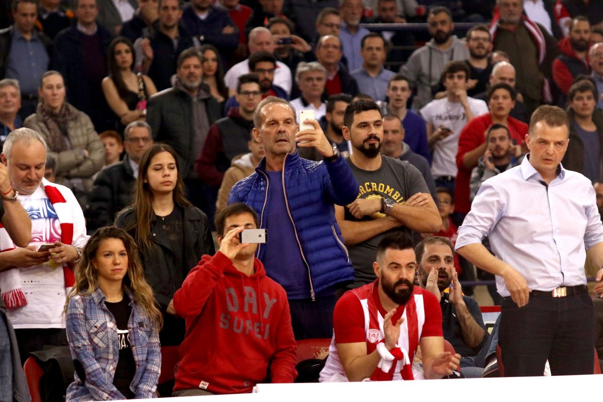 Πέτρος Κωστόπουλος: Με τον γιο του στο ΣΕΦ ο γνωστός παρουσιαστής