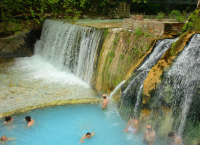 Λουτρά Πόζαρ: Συνεχίζουν τη λειτουργία τους – Ο δήμος αρχίζει τις διαδικασίες για αδειοδότηση