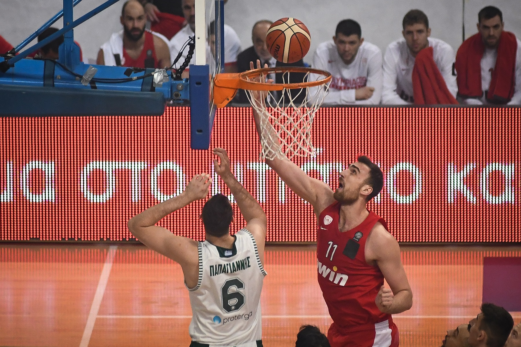 Ποντάρουν και στην έδρα οι αιώνιοι για τη δεύτερη νίκη