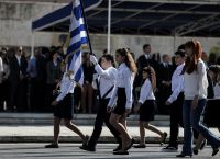 28η Οκτωβρίου: Με χαμόγελα, χειροκροτήματα και καμάρι η μαθητική παρέλαση στην Αθήνα 28η Οκτωβρίου: Με χαμόγελα, χειροκροτήματα και καμάρι η μαθητική παρέλαση στην Αθήνα