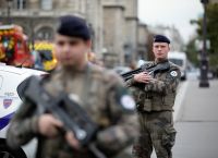 Τρόμος στο Παρίσι: Τέσσερις νεκροί από επίθεση με μαχαίρι στο αρχηγείο της αστυνομίας