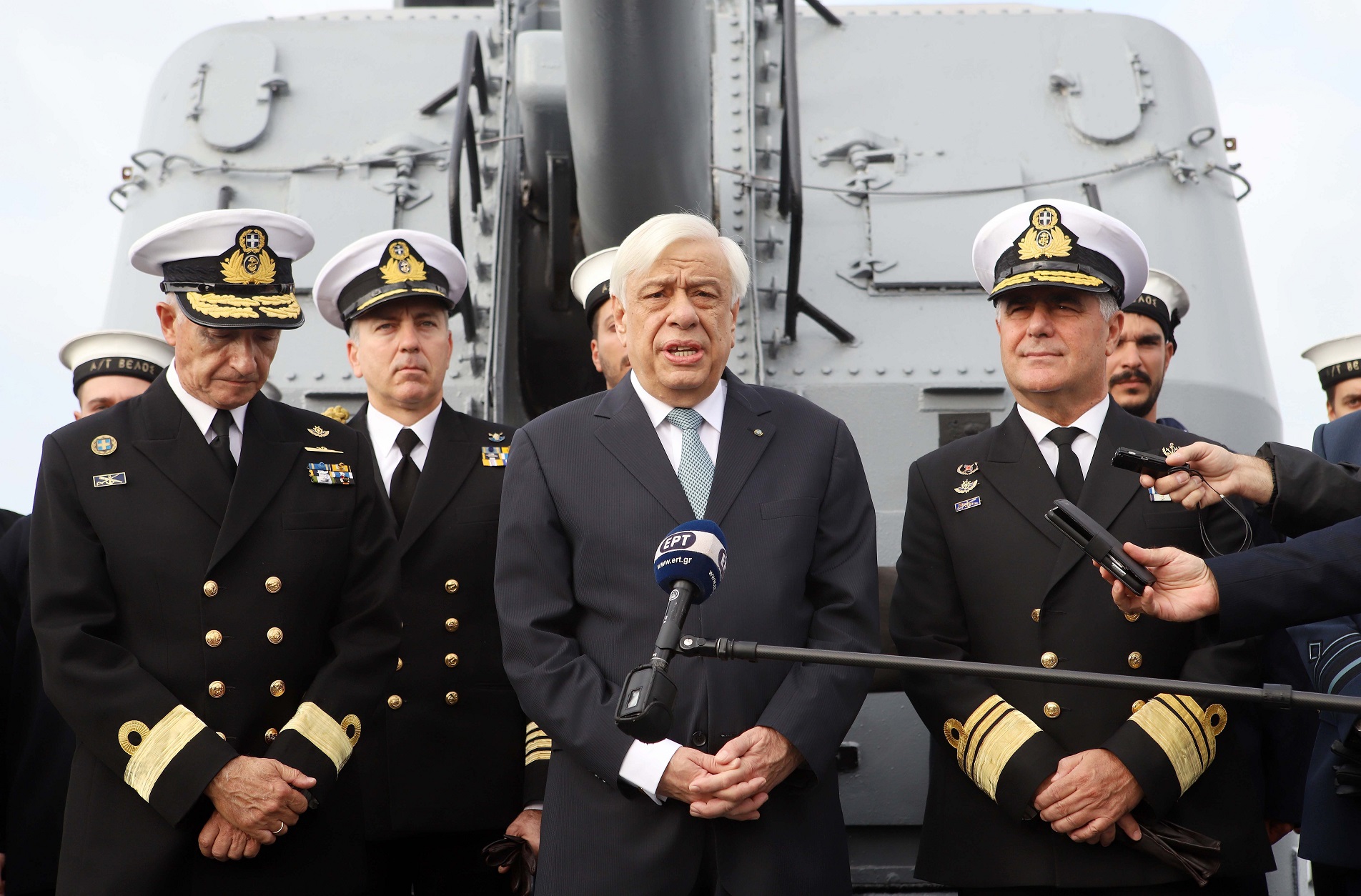 Προκόπης Παυλόπουλος: Οι Ένοπλες Δυνάμεις υπερασπίζονται τη Δημοκρατία