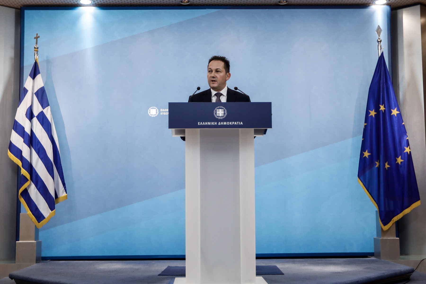 Στέλιος Πέτσας: Ο κυβερνητικός εκπρόσωπος για ευρωπαϊκή προοπτική Δυτικών Βαλκανίων, Τζόκερ και Novartis