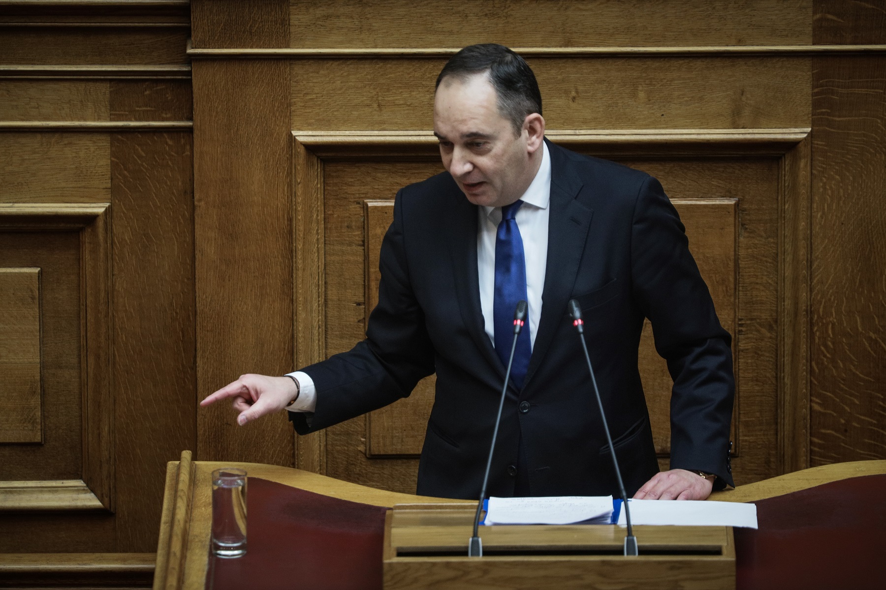 Γιάννης Πλακιωτάκης κορωνοϊός: «Έρχεται περιορισμός των άσκοπων μετακινήσεων μεταξύ των νησιών»
