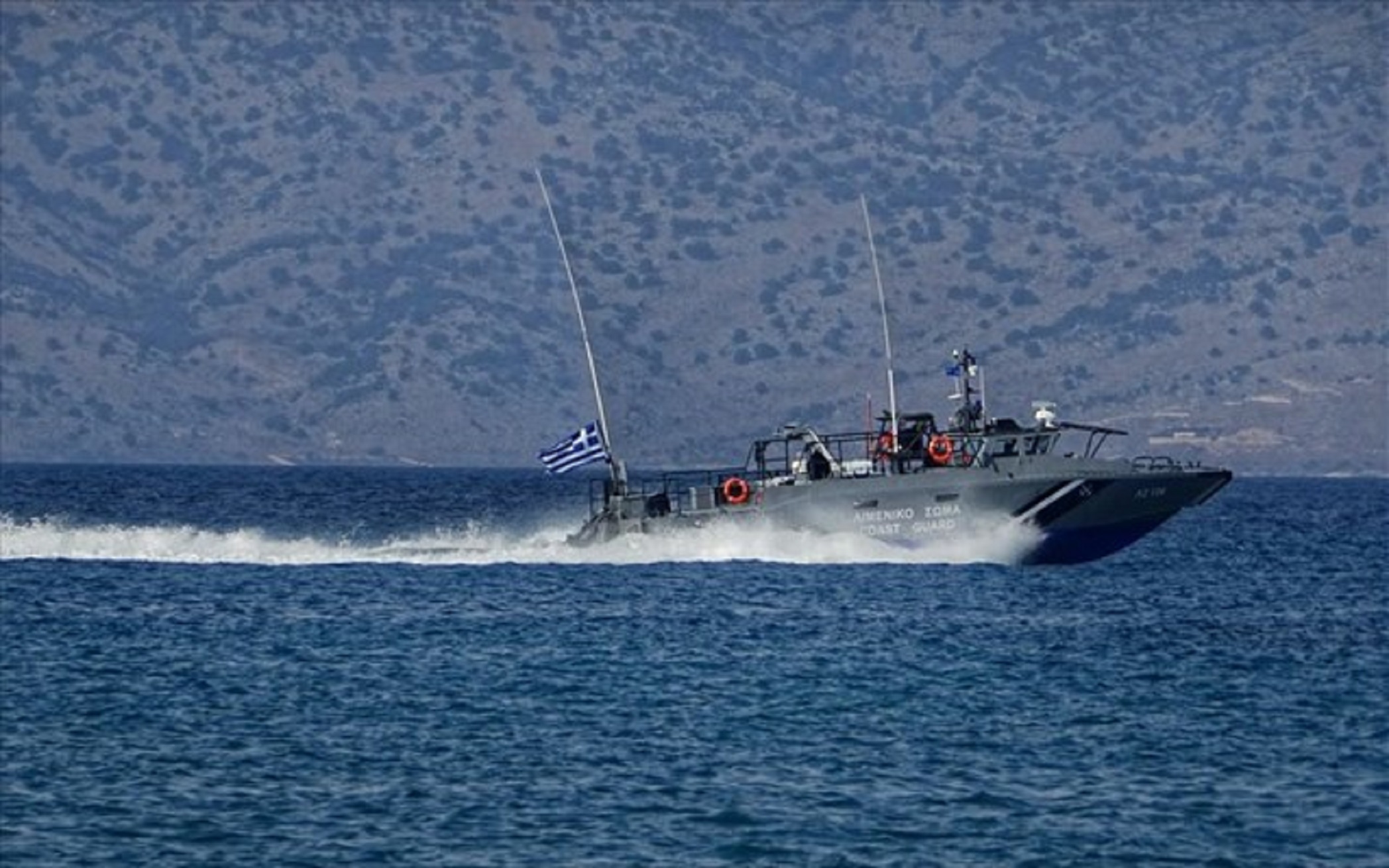 Μεσσηνία: Εντοπίστηκε σκάφος με 60 μετανάστες και πρόσφυγες
