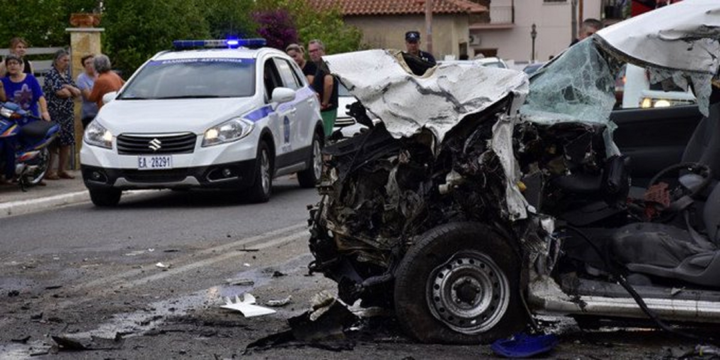 Τρομακτικό τροχαίο: Δείτε βίντεο με αυτοκίνητο να διασχίζει διασταύρωση αφρενάριστο