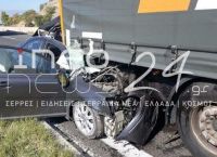 Σέρρες: Συγκλονιστικό δυστύχημα στην Εγνατία Οδό – Αυτοκίνητο “καρφώθηκε” σε φορτηγό -Ένας νεκρός (vid)
