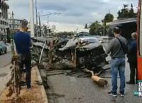 Σοβαρό τροχαίο στην Κηφισίας – Ζει από θαύμα ο οδηγός (vid)