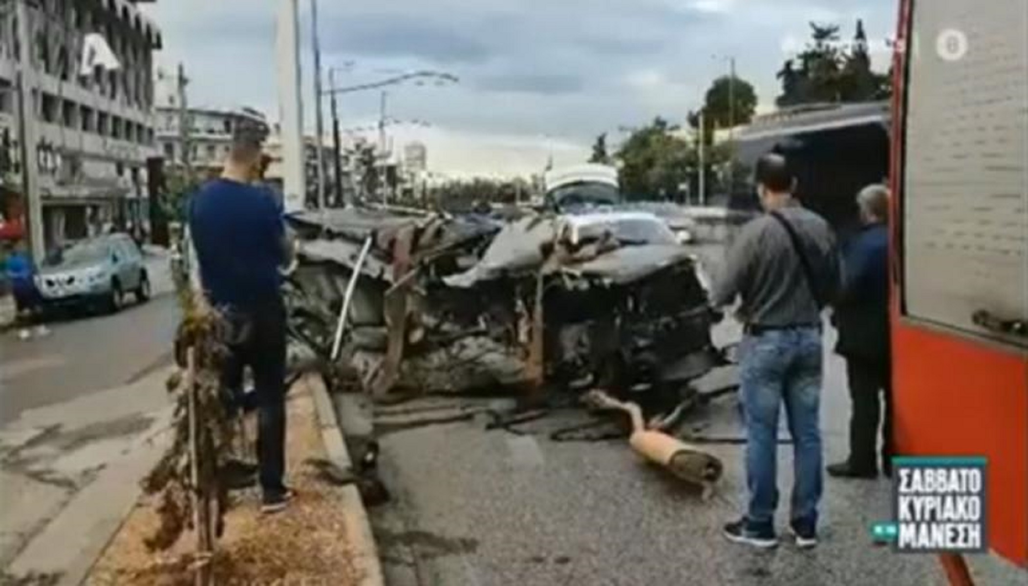 Σοβαρό τροχαίο στην Κηφισίας – Ζει από θαύμα ο οδηγός (vid)