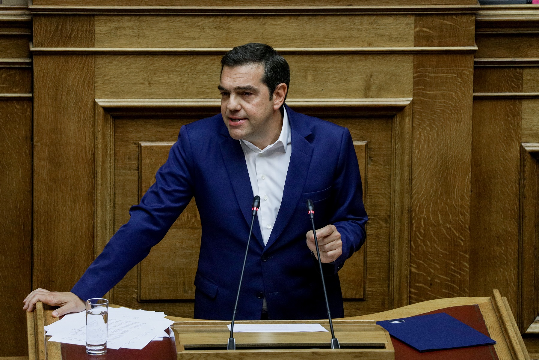 Αλέξης Τσίπρας: “Είμαστε ανοιχτοί στη συζήτηση, αλλά οι απόδημοι δεν είναι αντικείμενα ψηφοθηρίας”