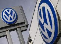 Νέος κορωνοϊός Volkswagen: Αναβάλλει την επανέναρξη της παραγωγής οχημάτων η εταιρεία
