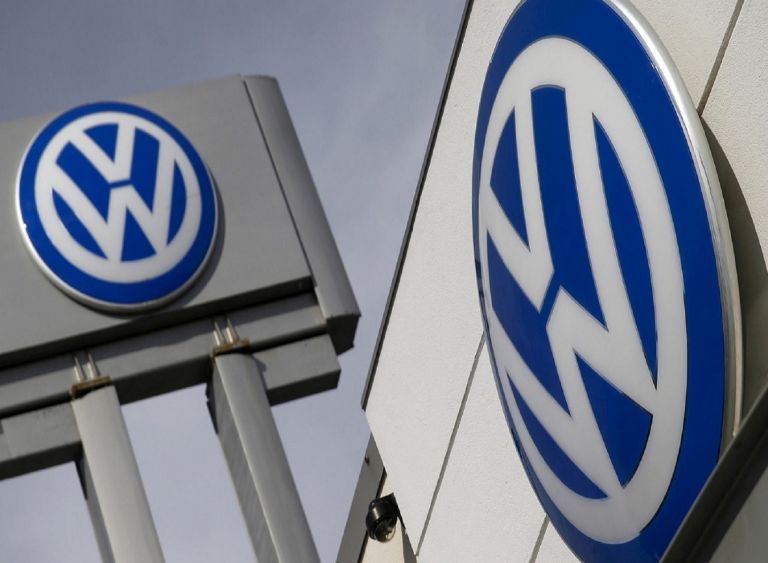 Νέος κορωνοϊός Volkswagen: Αναβάλλει την επανέναρξη της παραγωγής οχημάτων η εταιρεία