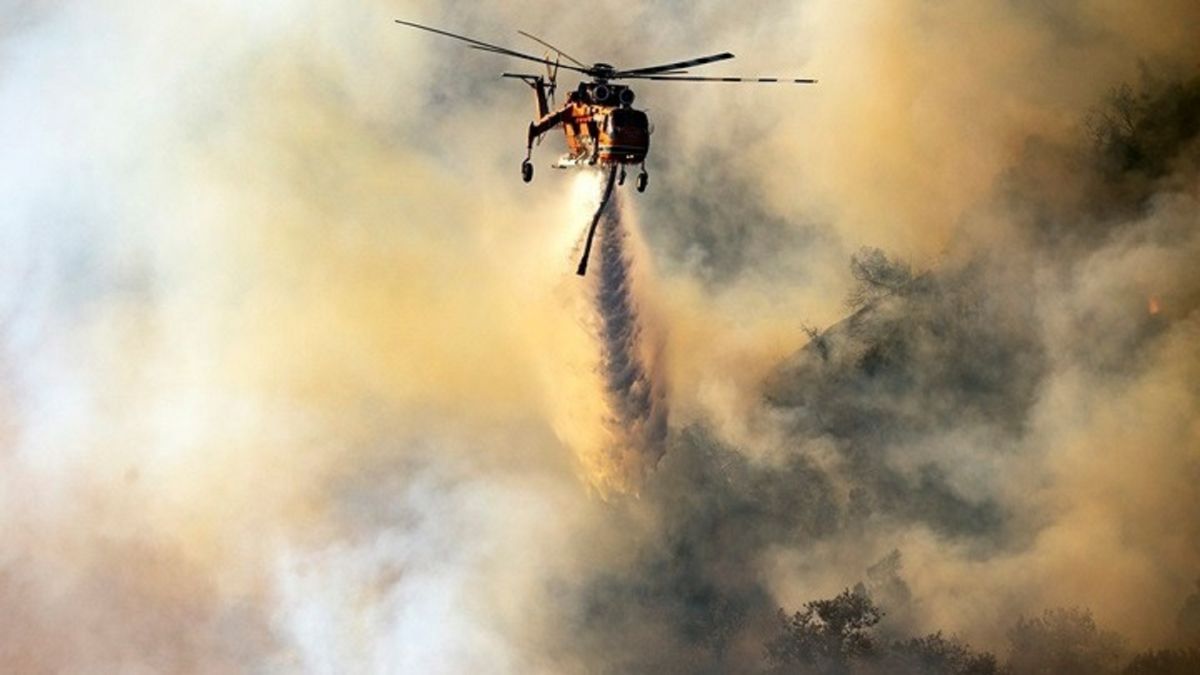 Φωτιά στην Καλιφόρνια: Διασημότητες εγκαταλείπουν τις πολυτελείς επαύλεις τους