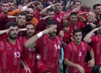 Τουρκικός Τύπος εναντίον ΑΕΚ και Ολυμπιακού: “Τους πείραξε ο στρατιωτικός χαιρετισμός”