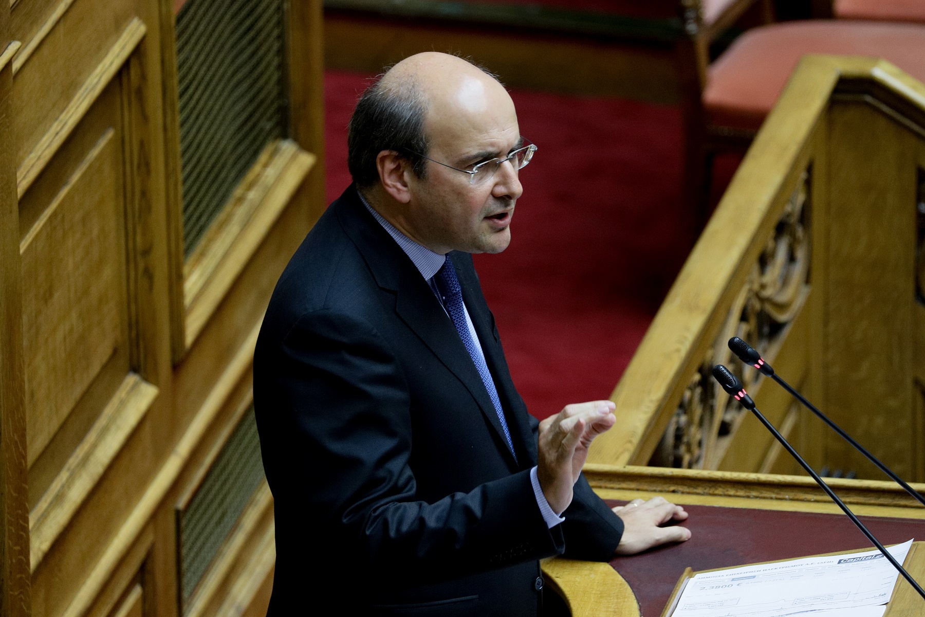 Κωστής Χατζηδάκης: Αύριο τα σπουδαία με την ηλεκτροκίνηση – Κατατίθεται το νομοσχέδιο