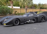 Σικάγο: Ένας άνδρας κατασκεύασε το δικό του «Batmobile»