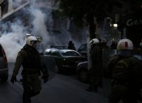 Εξάρχεια: Επεισόδια μεταξύ αντιεξουσιαστών και αστυνομικών