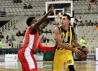 Κώστας Σλούκας: Αρνήθηκε να κρατήσει πανό για τον Κεμάλ Ατατούρκ