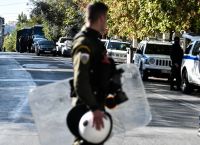 Επιχείρηση της αστυνομίας σε υπό κατάληψη κτίριο πίσω από την ΑΣΟΕΕ