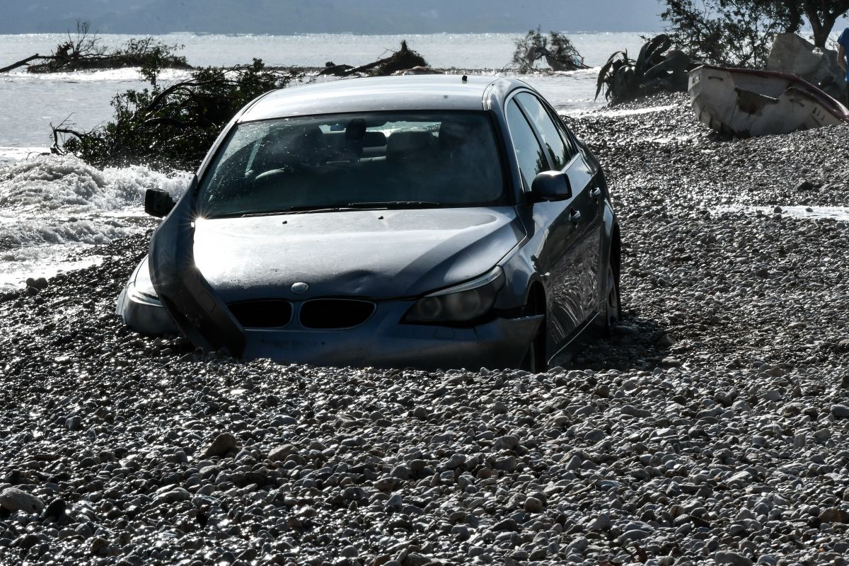 Κακοκαιρία: Αγνοείται 44χρονος από την Αιγείρα