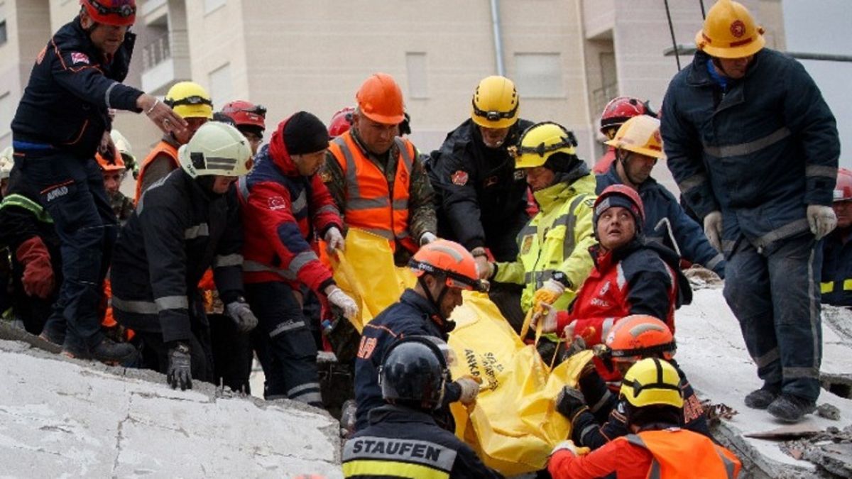 Σεισμός στην Αλβανία: Στους 51 ανέρχονται οι νεκροί από το φονικό σεισμό