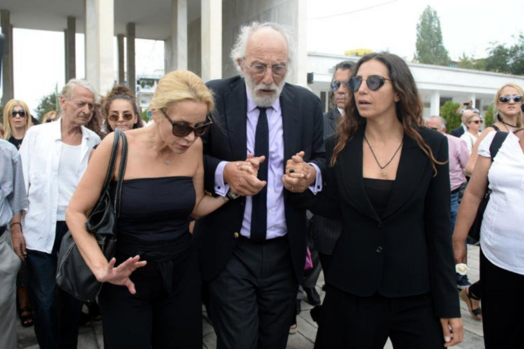 Στα δικαστήρια οι κόρες της Λάσκαρη – Αγωνία Λυκουρέζου