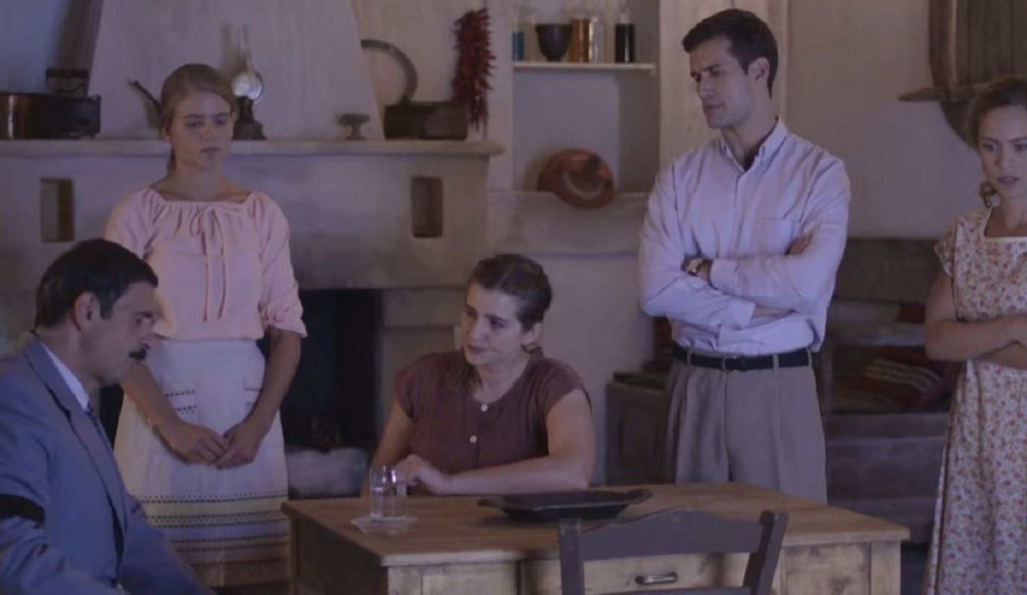 Άγριες Μέλισσες: Η επίσκεψη του Δούκα στο σπίτι των κοριτσιών αλλάζει τα δεδομένα Ασημίνας – Νικηφόρου