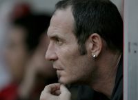 Αλέκος Αλεξανδρής: Αποθέωσε τον Βασίλη Καραπιάλη μέσω Facebook Αλέκος Αλεξανδρής: Αποθέωσε τον Βασίλη Καραπιάλη μέσω Facebook