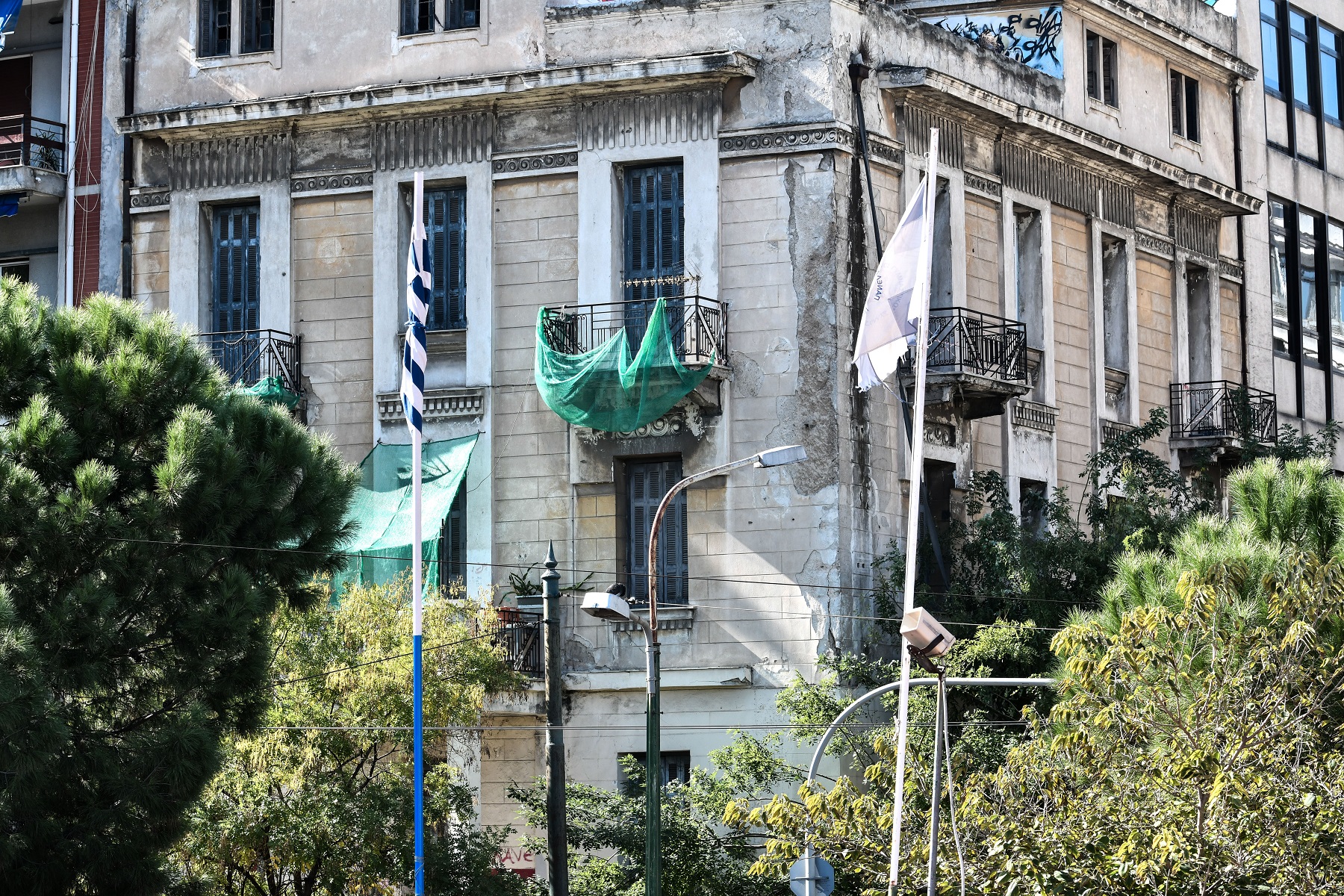 Επιχείρηση της Αστυνομίας δίπλα στην ΑΣΟΕΕ: Εντοπίστηκαν 4 άτομα και μικροποσότητα κάνναβης