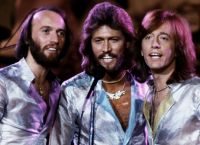 Bee Gees: Ταινία για το θρυλικό συγκρότημα ετοιμάζει ο παραγωγός του Bohemian Rhapsody