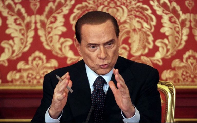 Σίλβιο Μπερλουσκόνι: Εγκατέλειψε την 34χρονη σύντροφο του για μια νεότερη γυναίκα