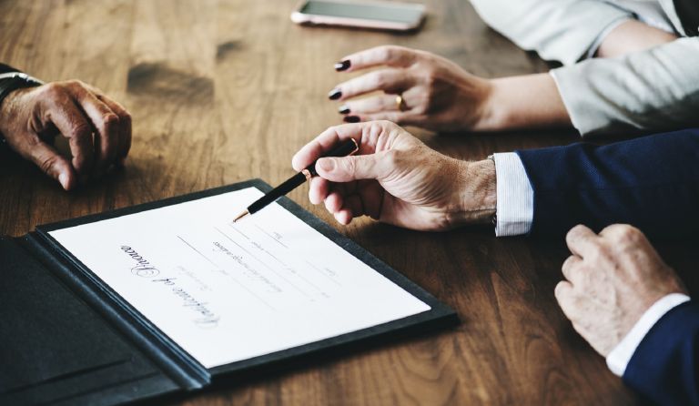 Διάσημο ζευγάρι του Hollywood πήρε οριστικό διαζύγιο