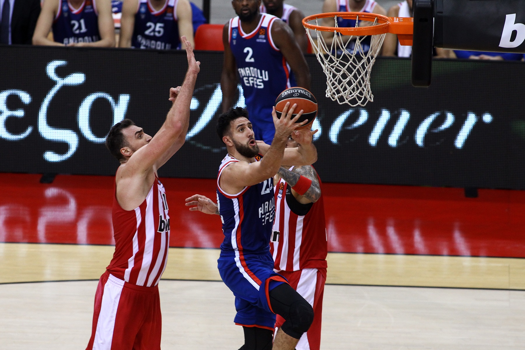 Ολυμπιακός – Εφές 67-86