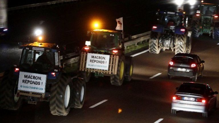 Γαλλία: Με τα τρακτέρ στα Ηλύσια Πεδία οι αγρότες