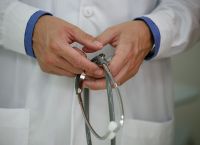 Πρόεδρος Ιατρικής Σχολής Αθηνών κορωνοϊός: Θετικός στον ιό ο καθηγητής Πέτρος Σφηκάκης Πρόεδρος Ιατρικής Σχολής Αθηνών κορωνοϊός: Θετικός στον ιό ο καθηγητής Πέτρος Σφηκάκης