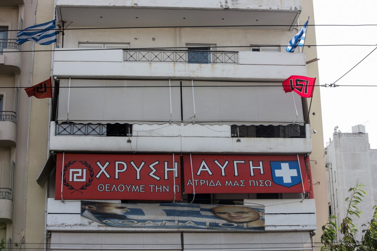 Χρυσή Αυγή: Βίντεο από την καταδίωξη των δραστών της επίθεσης στα γραφεία