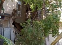 Αθήνα: Καταρρέει κτήριο στην Αιόλου – Αποκλείστηκε το σημείο
