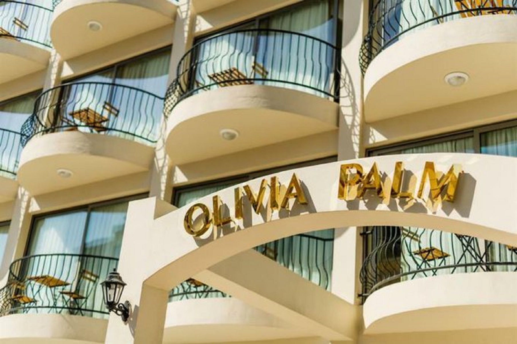 Κατεχόμενα: Προκλητική διαφήμιση στην Κύπρο – “Νιώστε σαν στο σπίτι σας”
