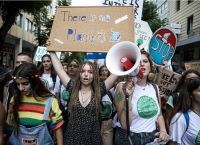 Σύνταγμα: Κάλεσμα μαθητών σε διαμαρτυρία για την κλιματική αλλαγή