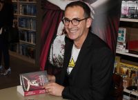 Κώστας Κρομμύδας: Το εντυπωσιακό σπίτι του στην Εκάλη [vid]