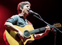 Σωκράτης Μάλαμας: Στην Ακτή Πειραιώς