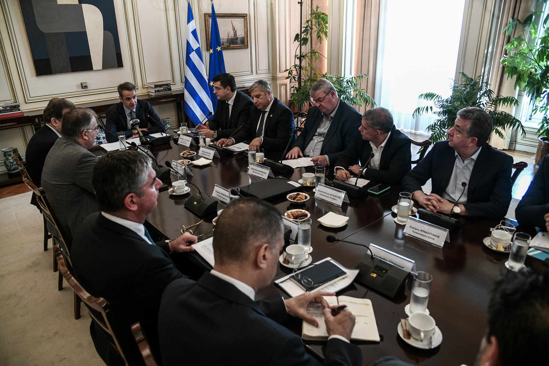 Μεταναστευτικό: 1.700 προσλήψεις σε Έβρο, νησιά και ενδοχώρα – Σχέδιο να κλείσει η Μόρια