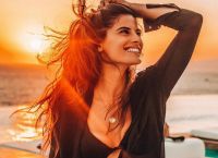 Ξεσάλωσε η Χριστίνα Μπόμπα χωρίς τον Τανιμανίδη [pics&vids]